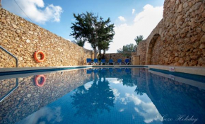 Ta' Salvu Holiday Home